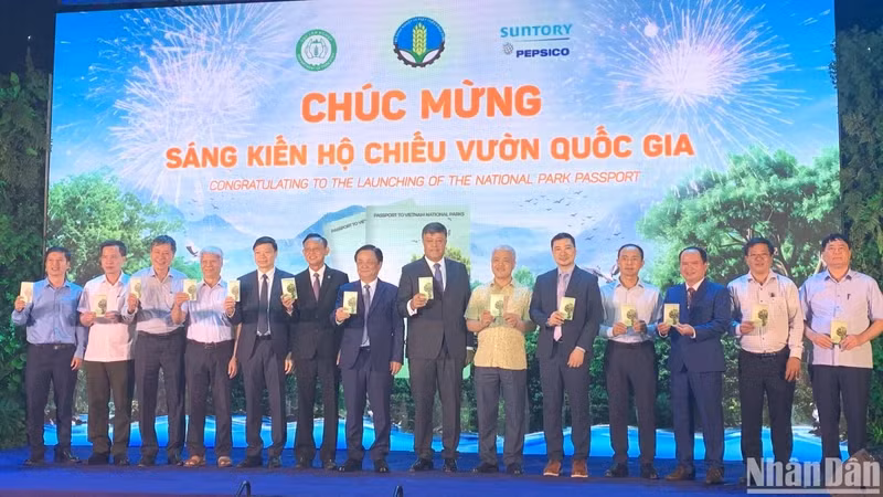The Ministry of Agriculture and Rural Development officially unveiled national park passports.