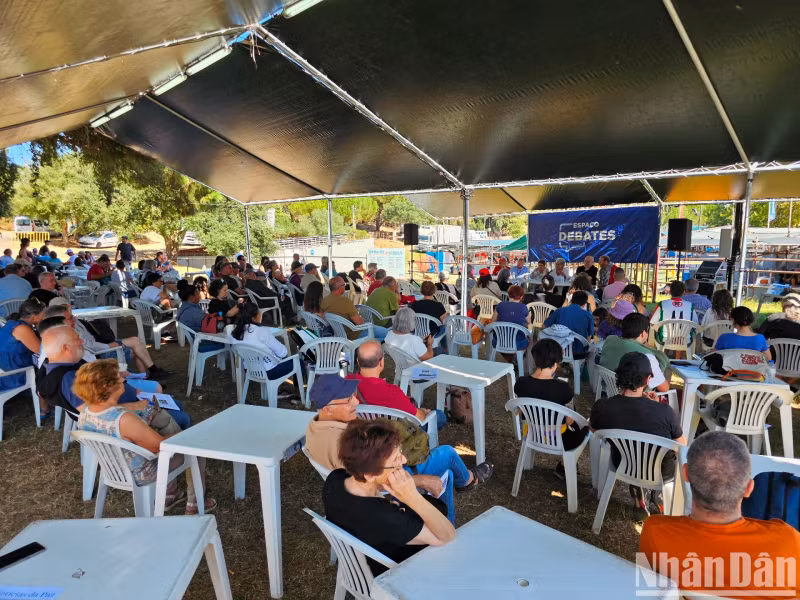 In addition to the rich cultural activities, there were nearly 70 workshops and lively debates on prominent issues in Portugal, such as the challenging economic situation, high inflation, and complex conflicts in various regions affecting global peace.