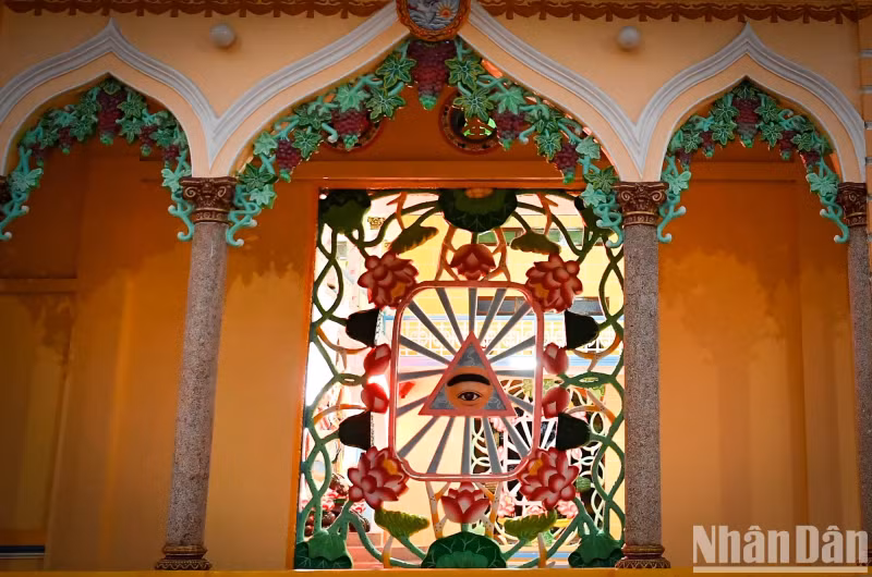 The image of the God’s eye at Tay Ninh Holy See.
