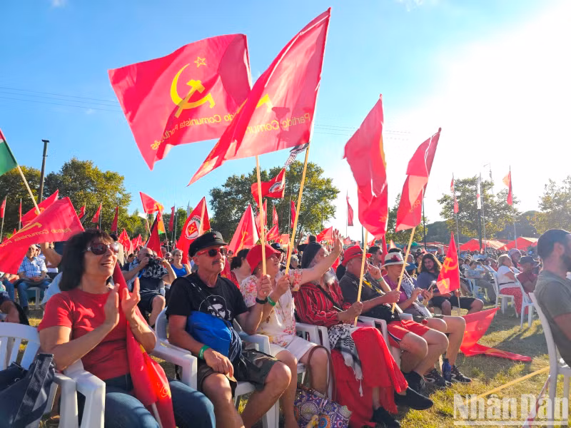 The closing speech by Paulo Raimundo, General Secretary of the Portuguese Communist Party, addressed topics of deep concern for the party's supporters, including "wages and workers", "public education", "housing and transportation", "environment" and "immigration."