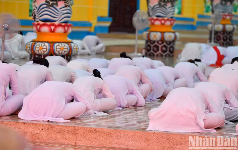 The solemn atmosphere during the ceremonies.
