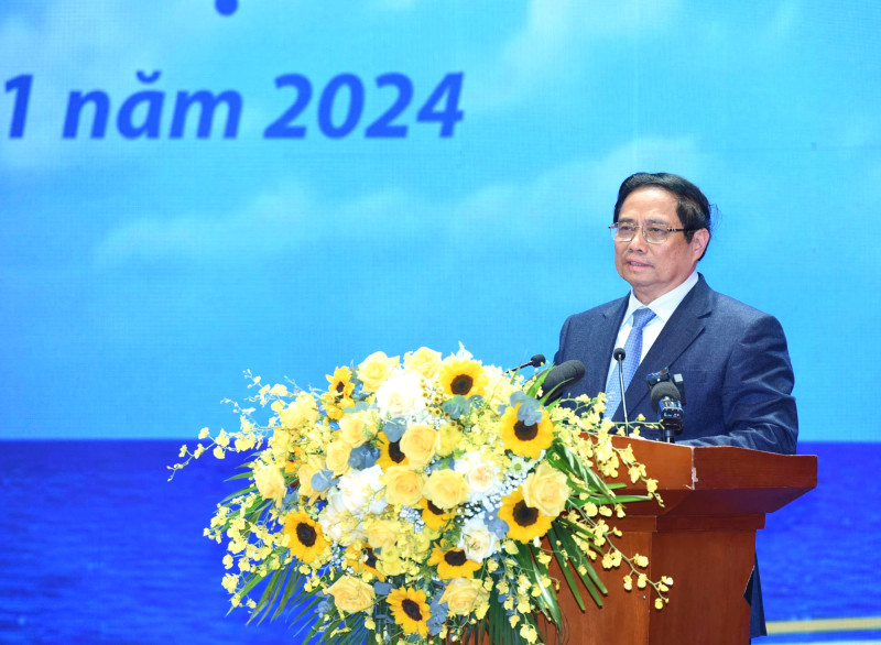 Prime Minister Pham Minh Chinh speaks at a hybrid conference held in Hanoi on January 8 to evaluate Petrovietnam's performance in 2023 and outline tasks for this year. (Photo: NDO)
