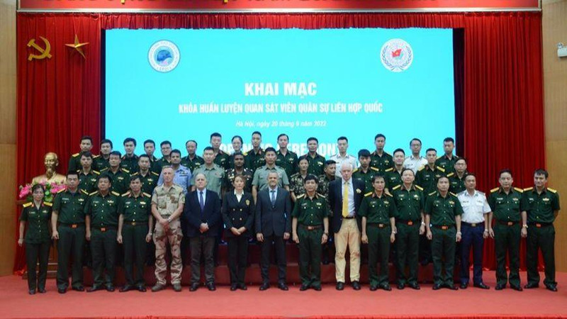 The delegates participating in the course (Photo: VNA)