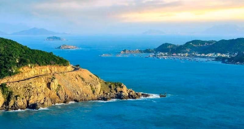 Vinh Thuc island in Mong Cai City (Photo courtesy of the collaborator)