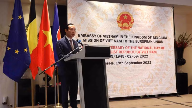 Ambassador Nguyen Van Thao speaks at the event. (Photo: VNA)