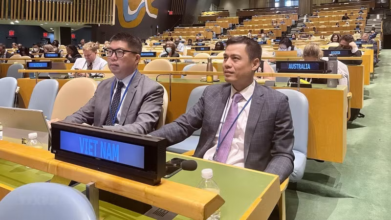 The UNGA passes pandemic response resolution co-introduced by Vietnam. (Photo: VNA)
