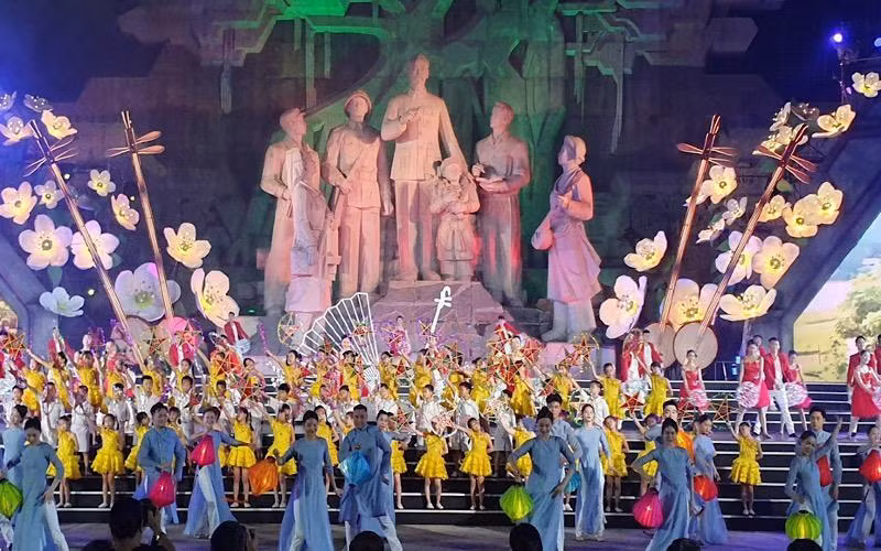 The ceremony to honour Then singing as an intangible cultural heritage of humanity. (Photo: NDO)