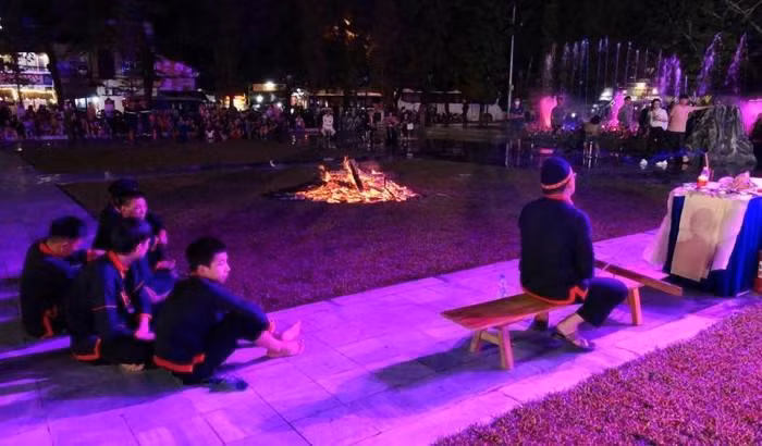 When the shaman performs the ritual, the men who participate in the dance sit around the fire.