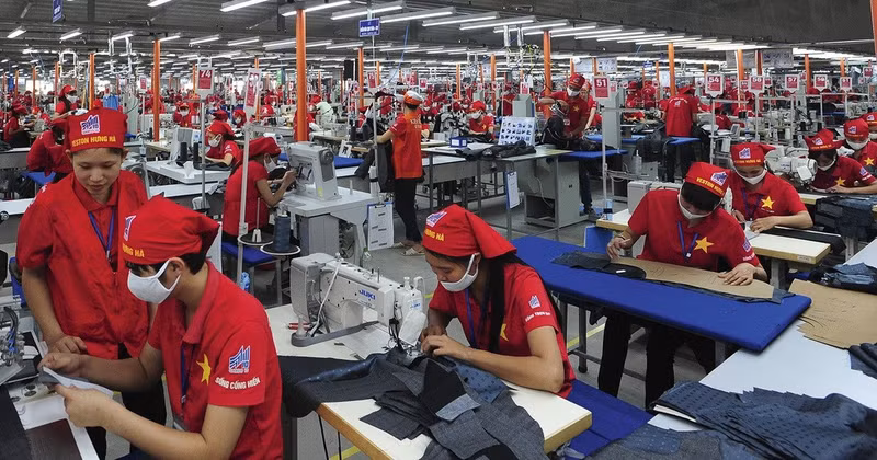 Vietnam National Textile and Garment Group (VINATEX) has proactively built a closed supply chain, from "spinning – weaving – dyeing – garment manufacturing". (Source: VINATEX)