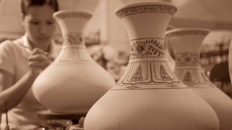 The production line at Bat Trang Pottery Village.