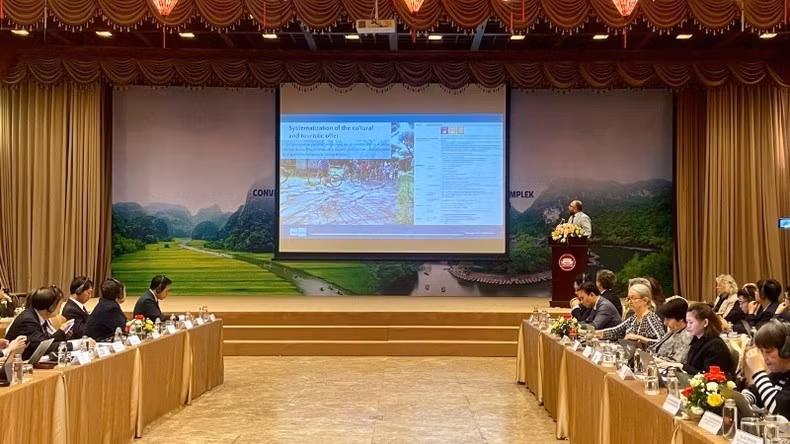 The workshop focuses on two key discussion sessions on the economic aspects of the world heritage with lessons from global models and orientations for the Trang An World Heritage Site, and the tourism economics and sustainable development scenarios for the Trang An World Heritage Site, along with policy recommendations.