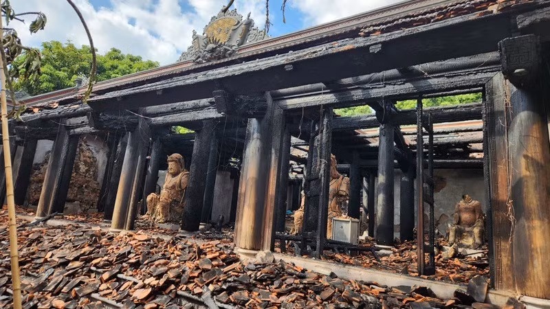 Pho Quang Pagoda (Phu Tho Province) is damaged after a fire. (Photo: Department of Cultural Heritage)