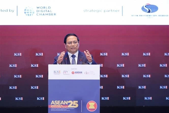 Prime Minister Pham Minh Chinh speaks at the ASEAN Leadership and Partnership Forum (ALPF) held in Kuala Lumpur on May 25. (Photo: VNA) 