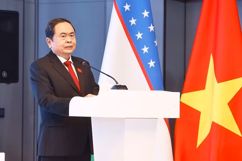 NA Chairman Tran Thanh Man speaks at the dialogue. (Photo: VNA)