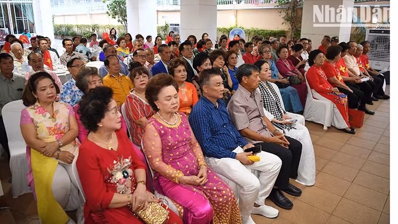 Some 200 Vietnamese expatriates attend the ceremony in Khon Kaen.