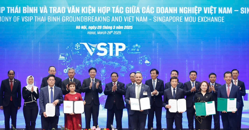 An overview of the signing ceremony. (Photo courtesy of the organisers)