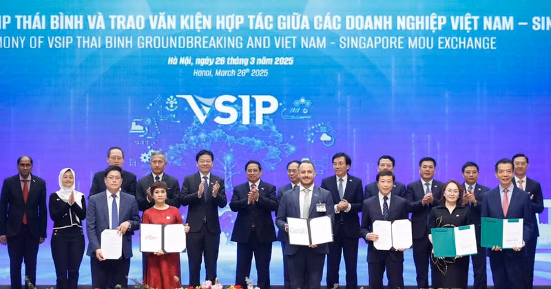 An overview of the signing ceremony. (Photo courtesy of the organisers)