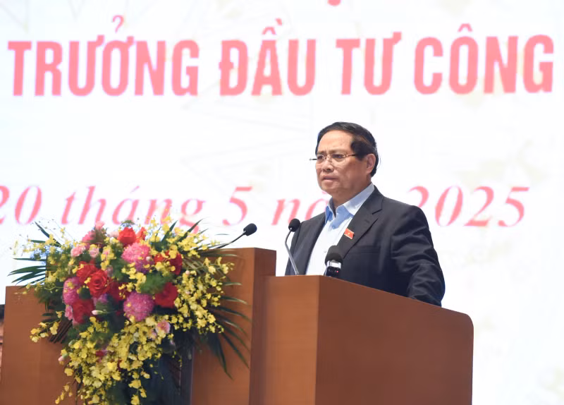 PM Pham Minh Chinh speaks at the conference. (Photo: NDO) 