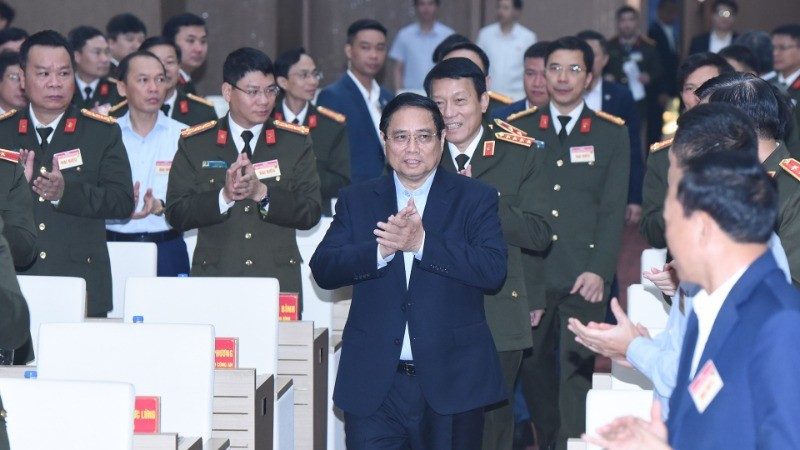 Prime Minister Pham Minh Chinh attends the conference.