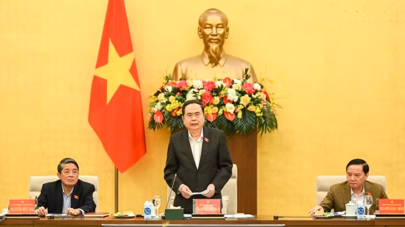 NA Chairman Tran Thanh Man speaks at the meeting. (Photo: NDO)