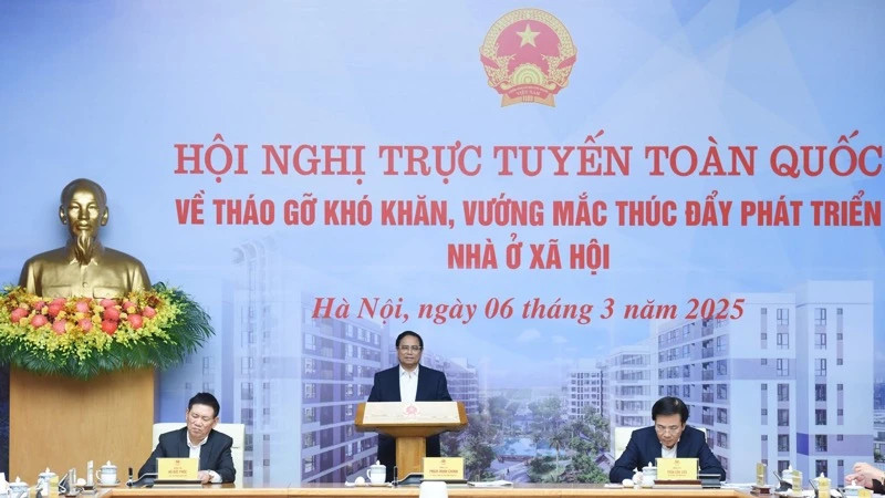 Prime Minister Pham Minh Chinh speaks at the teleconference on March 6. (Photo: NDO)