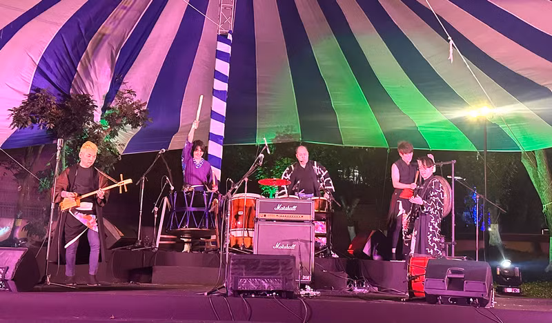 Bati-Holic's performance at the private residence of Japanese Ambassador to Vietnam Ito Naoki on March 21. 