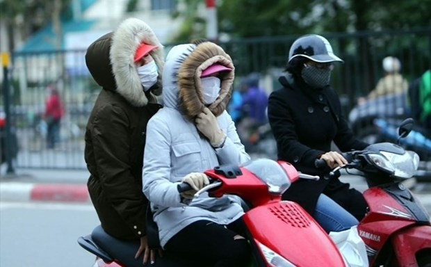 The temperature in northern region on January 16 is down by 10°C compared to the previous day. (Photo: VNA)