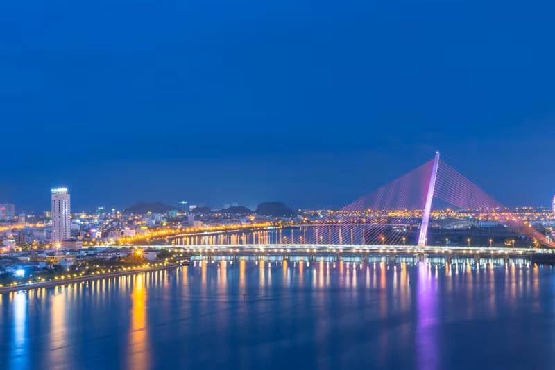 Da Nang is an ideal vacation destination for every summer vacation. (Photo: VNA)