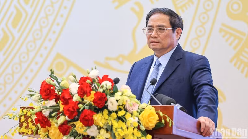 PM Pham Minh Chinh speaks at the conference. (Photo: NDO)