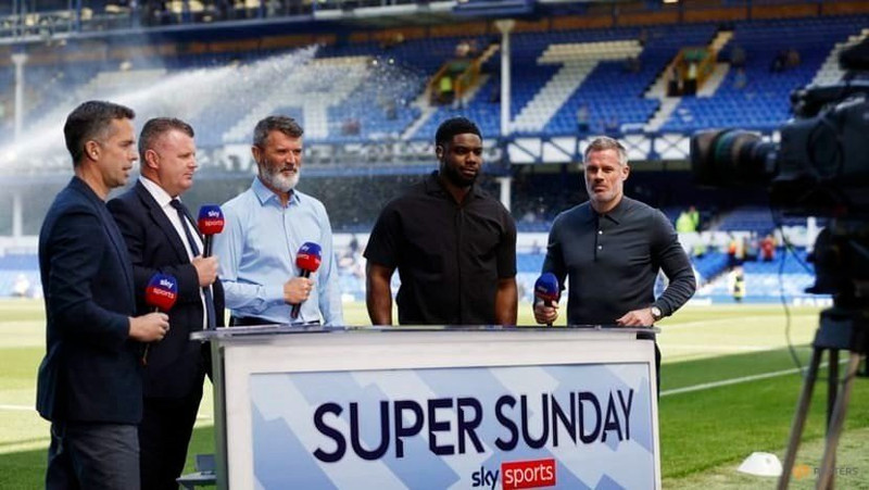 Soccer Football - Premier League - Everton v AFC Bournemouth - Goodison Park, Liverpool, Britain - May 28, 2023 TV presenter David Jones with pundits Micah Richards, Roy Keane and Jamie Carragher and former Everton player Graham Stuart ahead of the match. (Photo: Reuters)