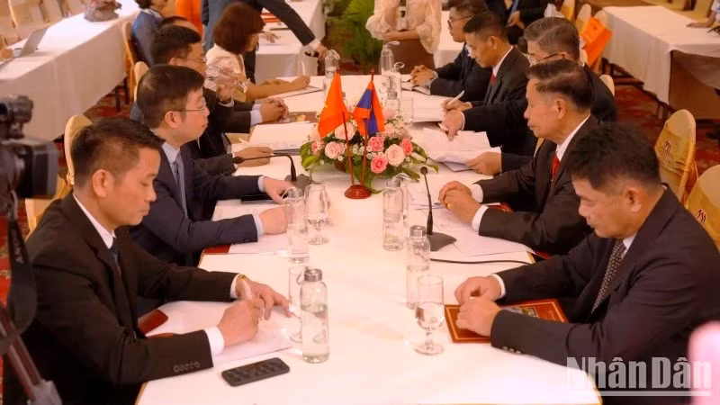 An overview of the talks.