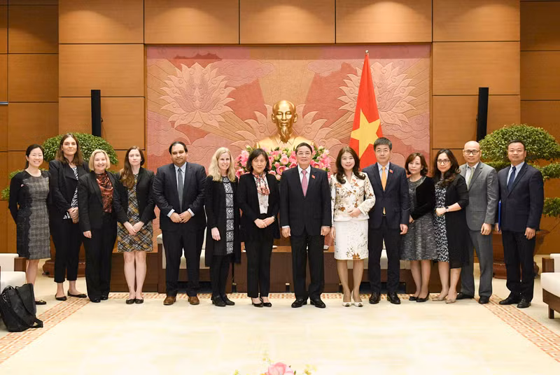 The delegates at the reception (Photo: quochoi.vn)