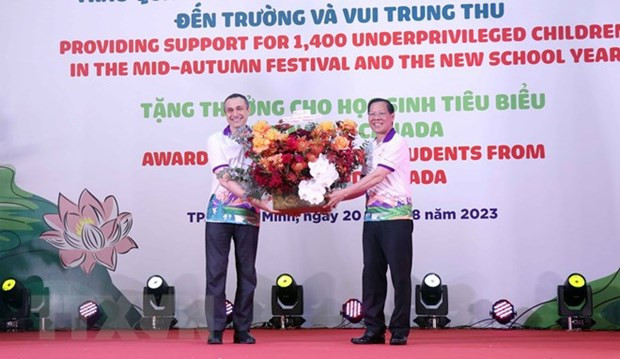 At the programme to celebrate the 50th founding anniversary of Vietnam - Canada diplomatic ties in Ho Chi Minh City on August 20 (Photo: VNA) 