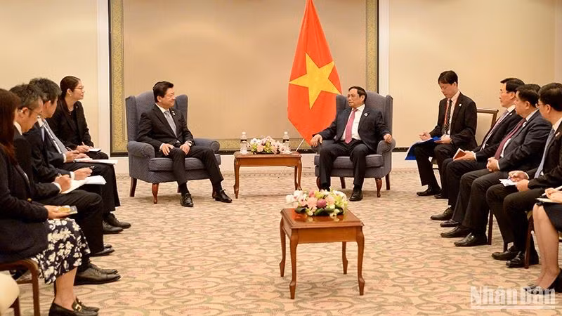 At a reception for a leader of AEON Co. Ltd. (Photo: NDO)