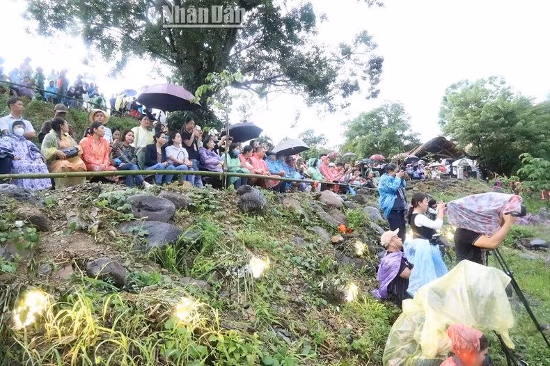 The show attracts a large number of viewers.