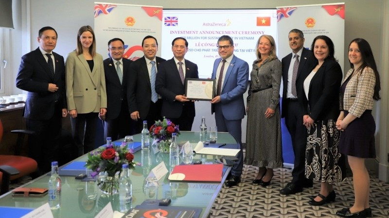 The announcement of AstraZeneca’s investment into Vietnam. (Photo: AstraZeneca)