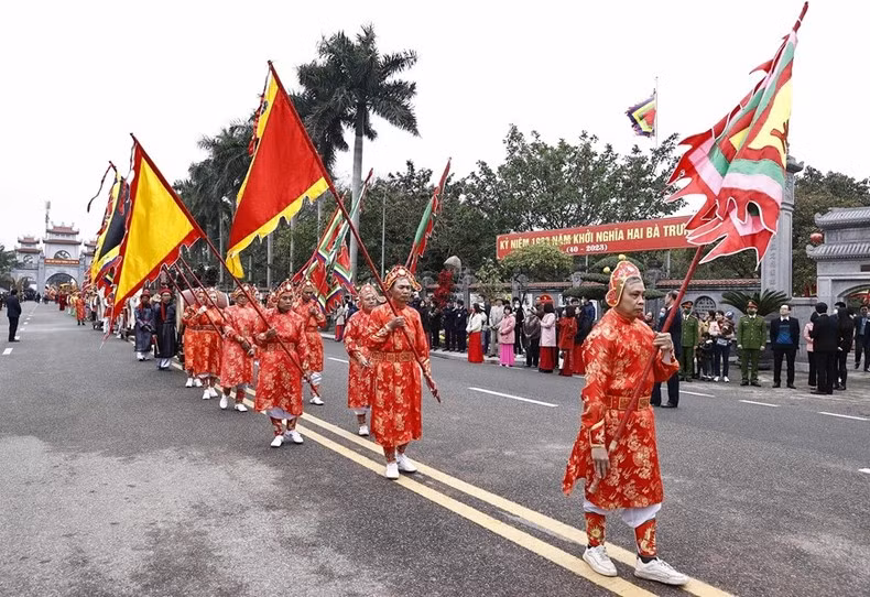 The ceremony held to mark the 1983rd anniversary of the Trung Sisters’ Uprising and open the Trung Sister’s Temple Festival. (Photo: VNA)
