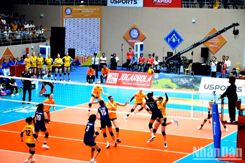 The attractive competition. (Photo: QUOC HONG)