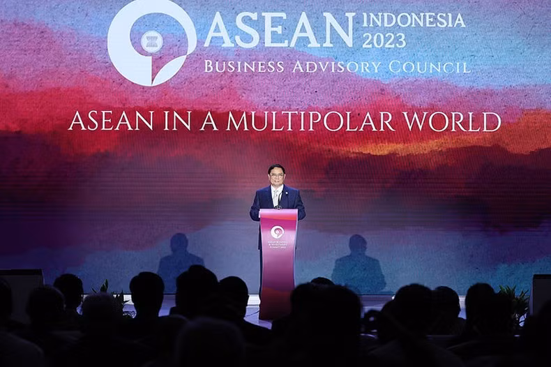 Vietnamese Prime Minister Pham Minh Chinh speaks at the ASEAN Business and Investment Summit in Jakarta, Indonesia, on September 4. (Photo: Duong Giang/VNA)