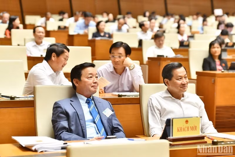 In Pictures: NA starts question-and-answer session ảnh 5