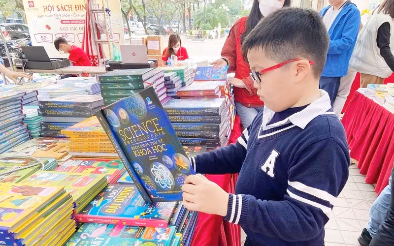 The book festivals are expected to attract many children. (Photo: Dinh Ti Books)