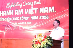 Deputy Minister of Culture, Sports and Tourism Nguyen Huy Dung speaks at the event. (Photo: TRAN HUAN)
