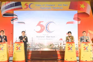 Delegates at the opening ceremony of the festival 