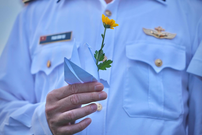 Service held to commemorate heroes who died to protect sea and island sovereignty ảnh 4 Service held to commemorate heroes who died to protect sea and island sovereignty ảnh 4