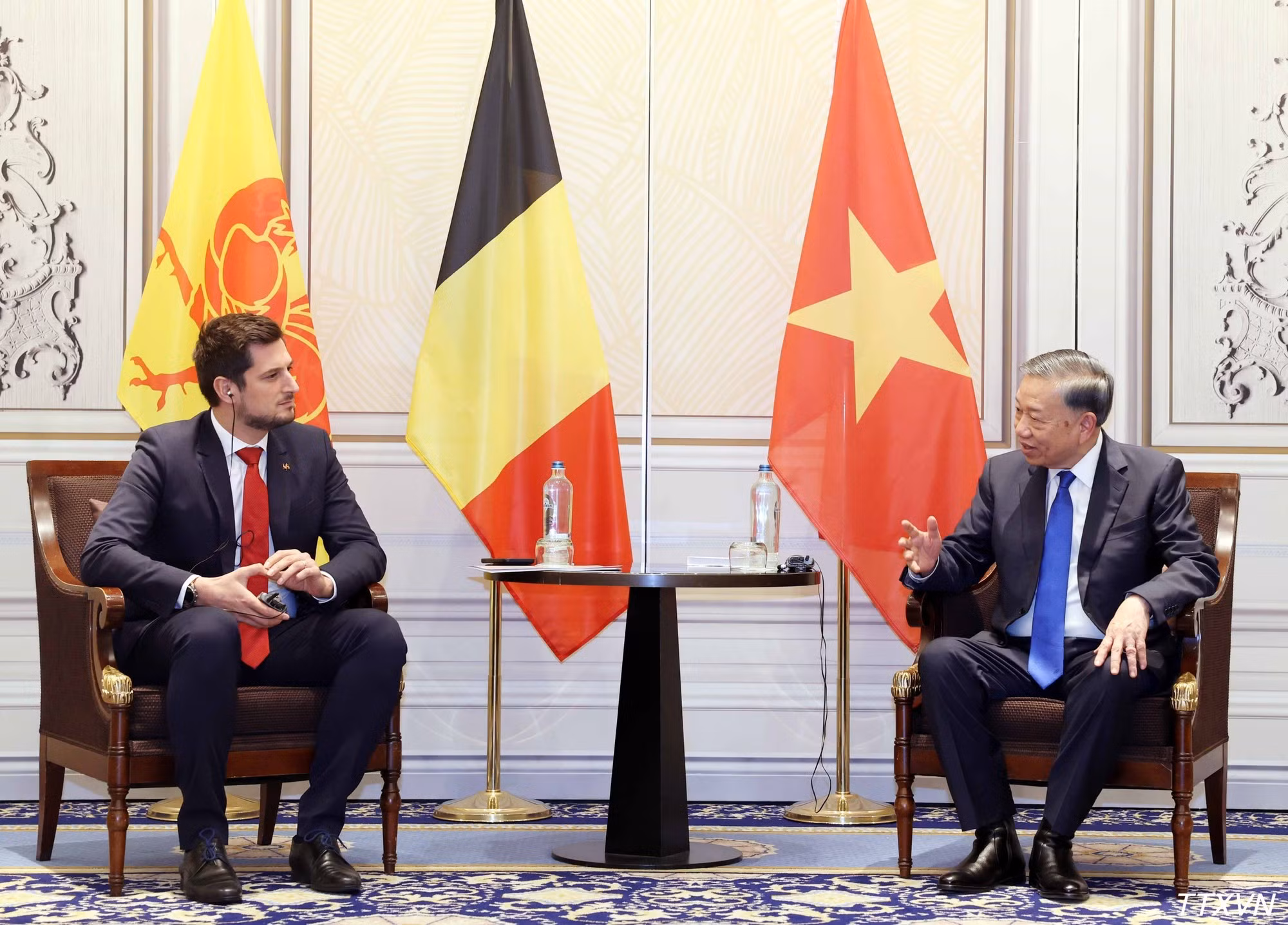 General Secretary and President To Lam receives Adrien Dolimont, Minister-President of the Wallonia region. (Photo: Thong Nhat/VNA)