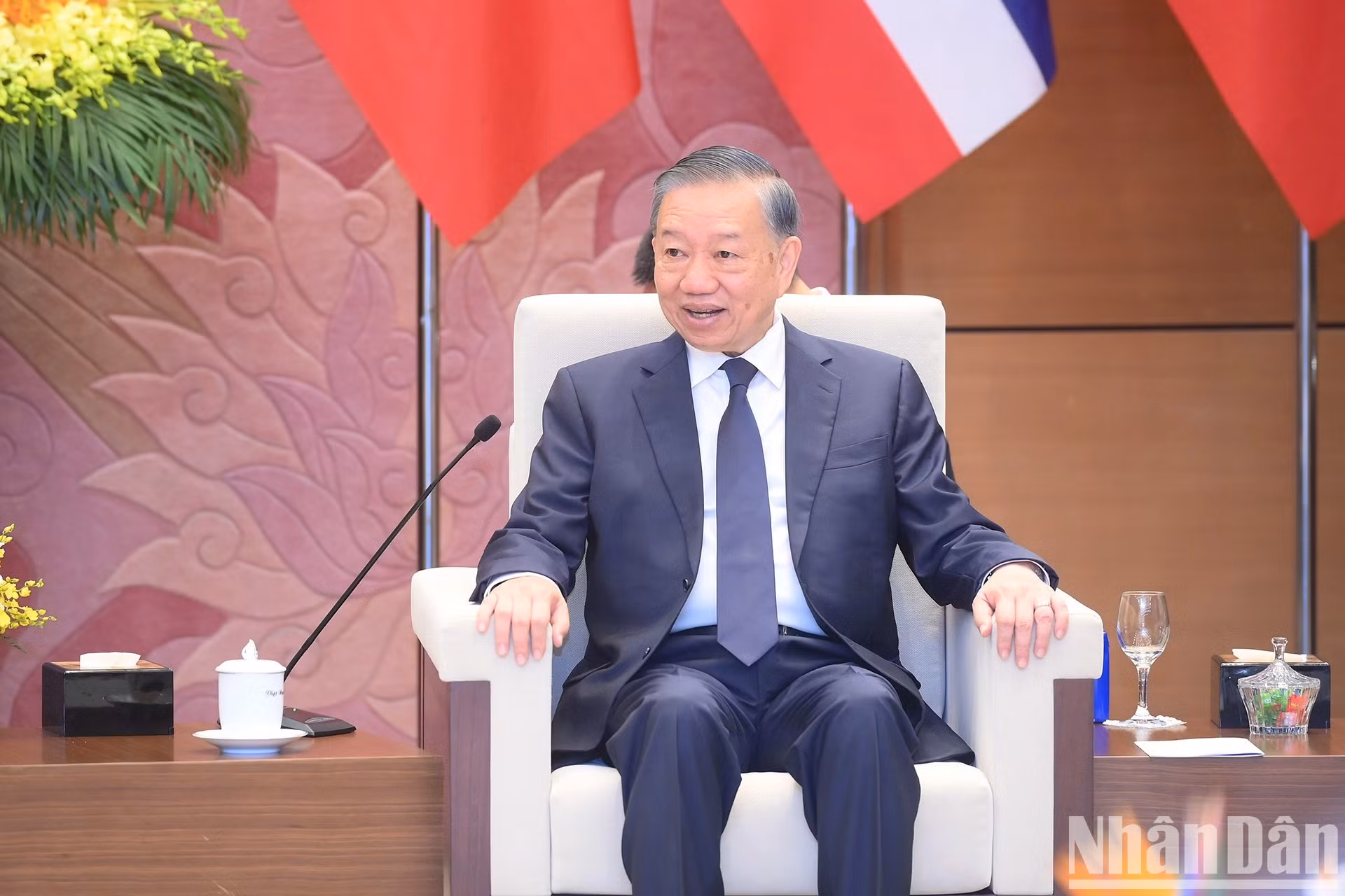 General Secretary and President To Lam speaks at the talks with King of Thailand Maha Vajiralongkorn Phra Vajiraklaochaoyuhua.