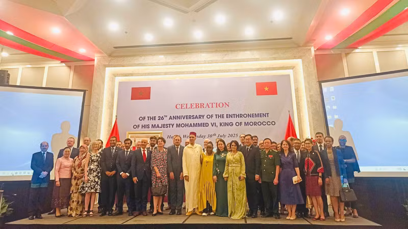 The delegates attending the celebration. (Photo: HONG HANH)