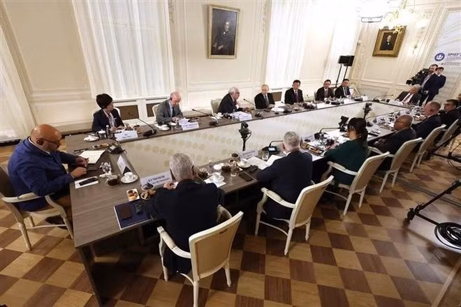 The meeting between Russian President Vladimir Putin and heads of news agencies from the Organisation of Asia-Pacific News Agencies and world's major news agencies. (Photo: VNA)