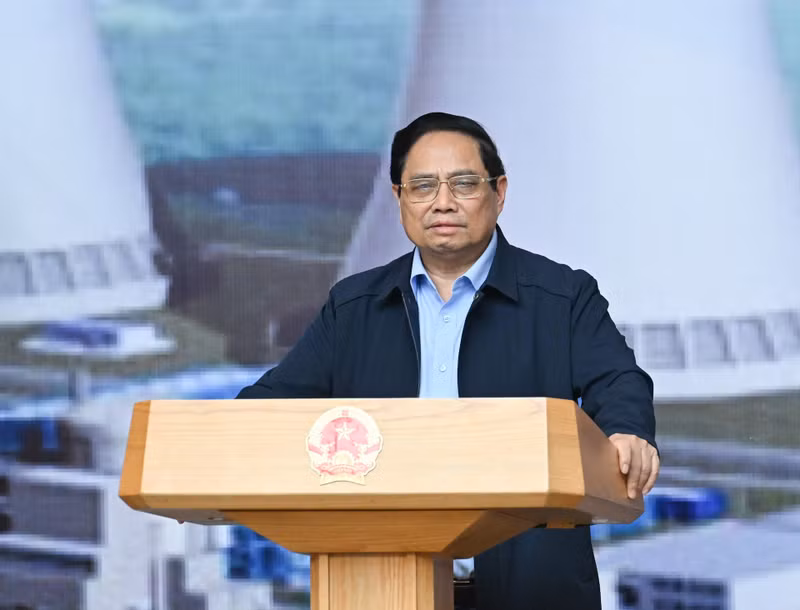 PM Pham Minh Chinh chairs the third meeting of the Steering Committee for the Nuclear Power Plant Construction on October 22. (Photo: NDO)