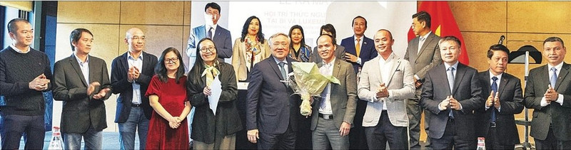 The launch of the Vietnamese Intellectuals Association in Belgium and Luxembourg (ViLaB).